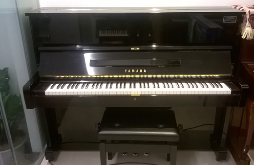 Dan-Piano-YAMAHA-U1E-36